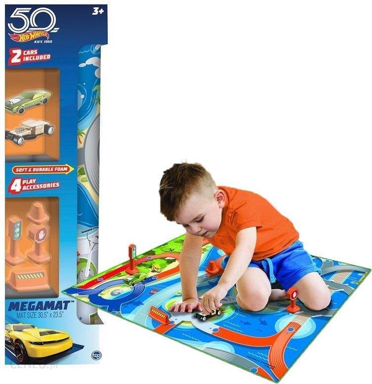i-hot-wheels-mega-mata-piankowa-do-zabawy-akcesoria